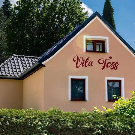 Tess Villa
